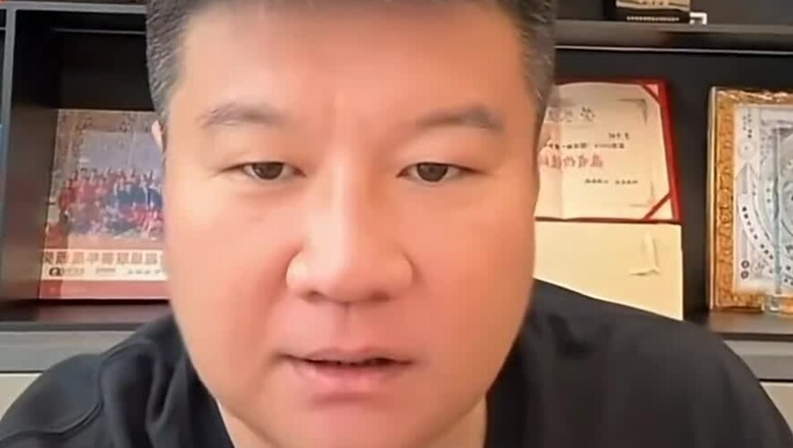 韩一客机在金浦机场紧急降落,香港六合大全正板资科,详细释义解释落实_投资版V9.54